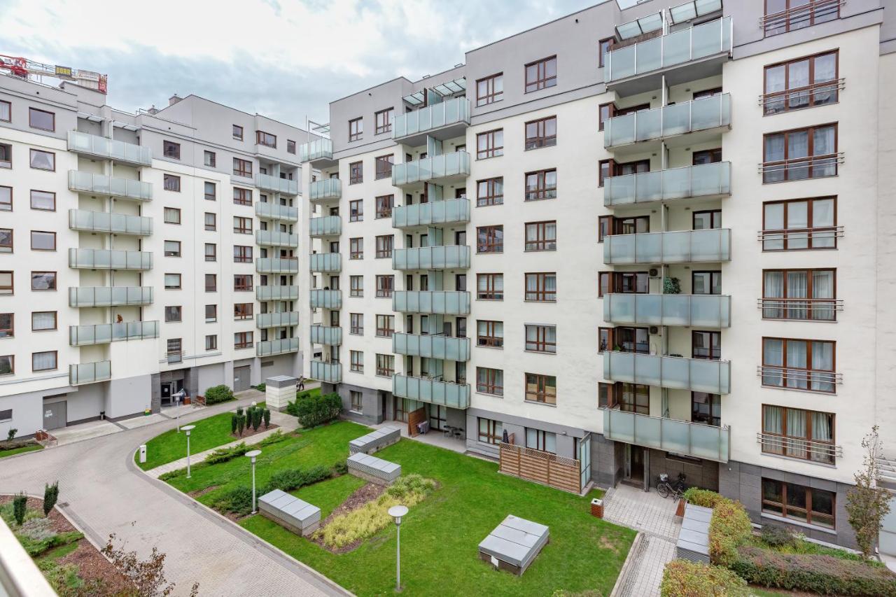 Gieldowa 4 By Renters Apartment Warsaw