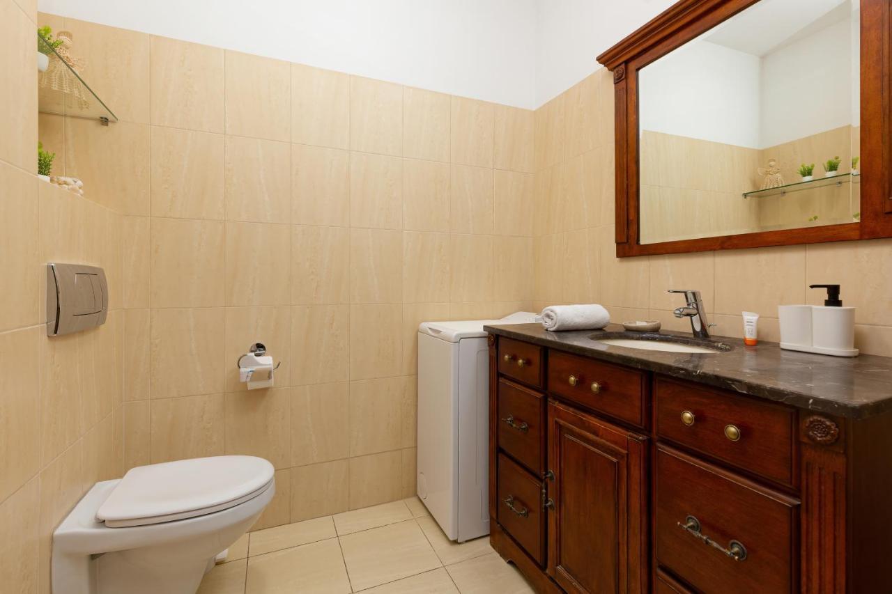 Apartment Gieldowa 4 By Renters
